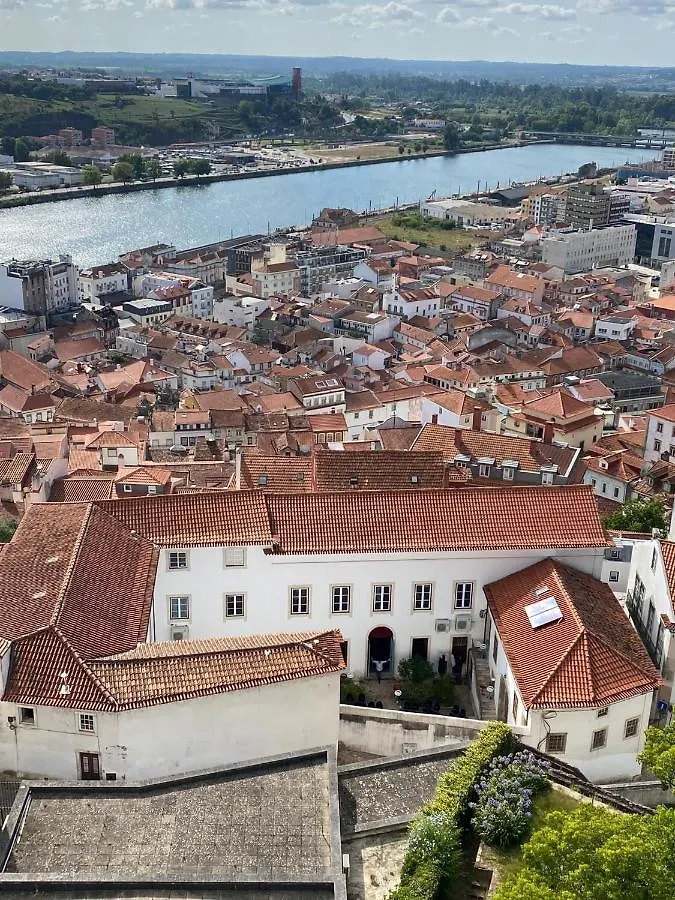 Ilha 12 Suites Coímbra Portugal